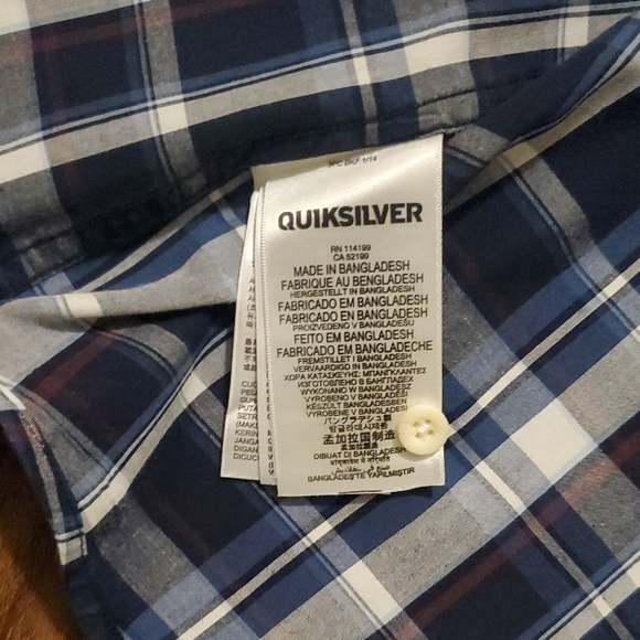 Quiksilver Navy and White Plaid Button Down Shirt - Picture 4 of 5